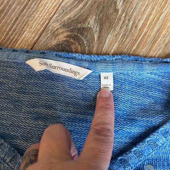 Soft Surroundings Blue Floral Embroidered V Neck Pull Over Sweater Size XS - Picture 2 of 7